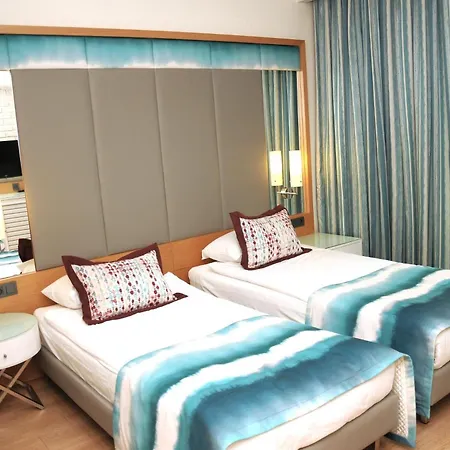 Resort Long Alanya 5*