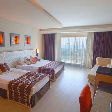 Long Alanya منتجع
