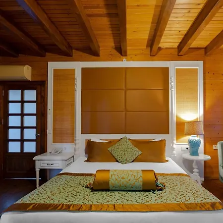 منتجع Long Alanya 5*